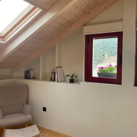 Robola Retreat