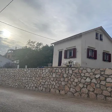 Holiday home Robola Retreat Valsamata