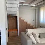 Robola Retreat