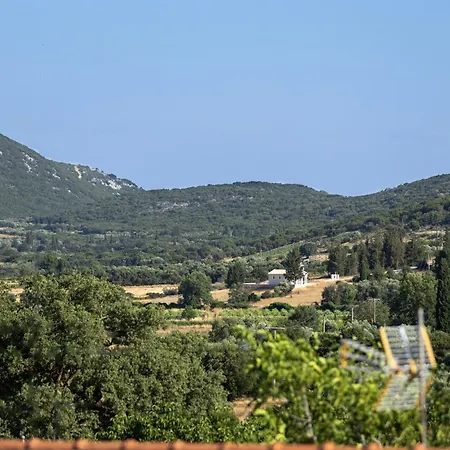 Hébergement de vacances Robola Retreat *