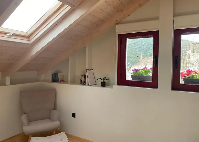 Robola Retreat