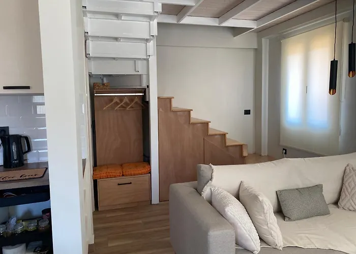 Robola Retreat