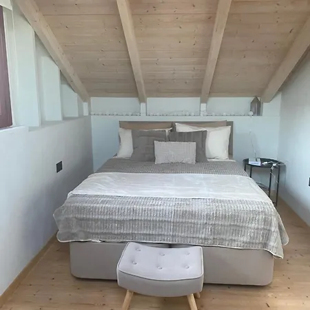 Case de vacanță Robola Retreat