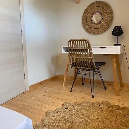 Semesterbostad Robola Retreat